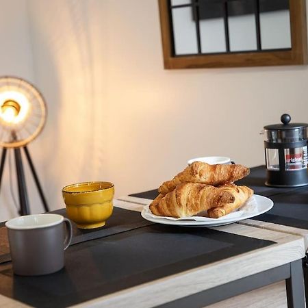 Refuge De L'Ours : T2 Equipe Avec Parking Et Wifi Apartamento Bagnères-de-Bigorre Exterior foto